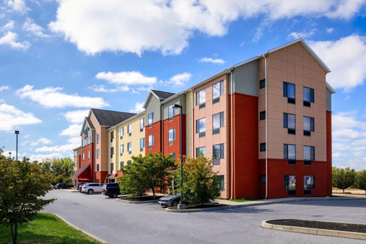 Towneplace Suites By Marriott York Extérieur photo