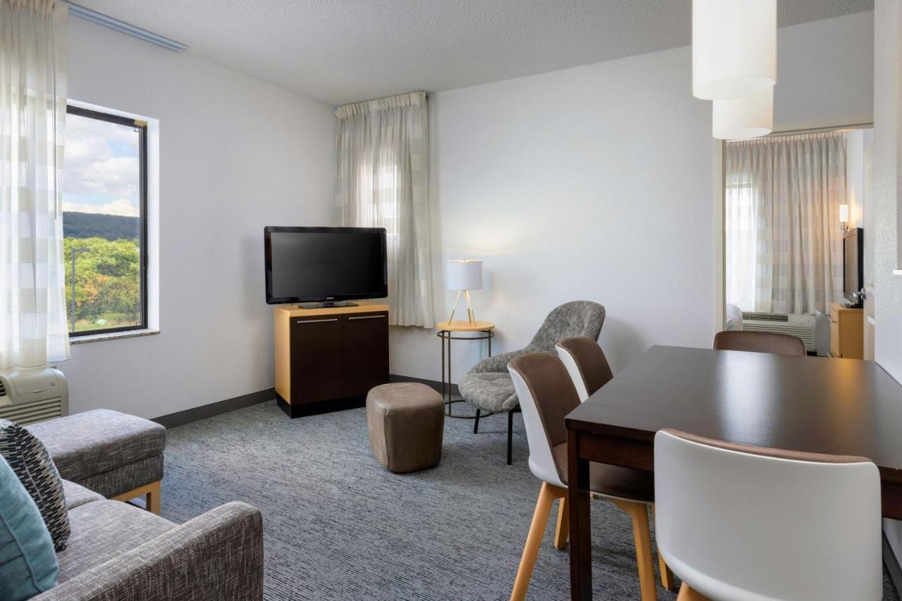 Towneplace Suites By Marriott York Extérieur photo