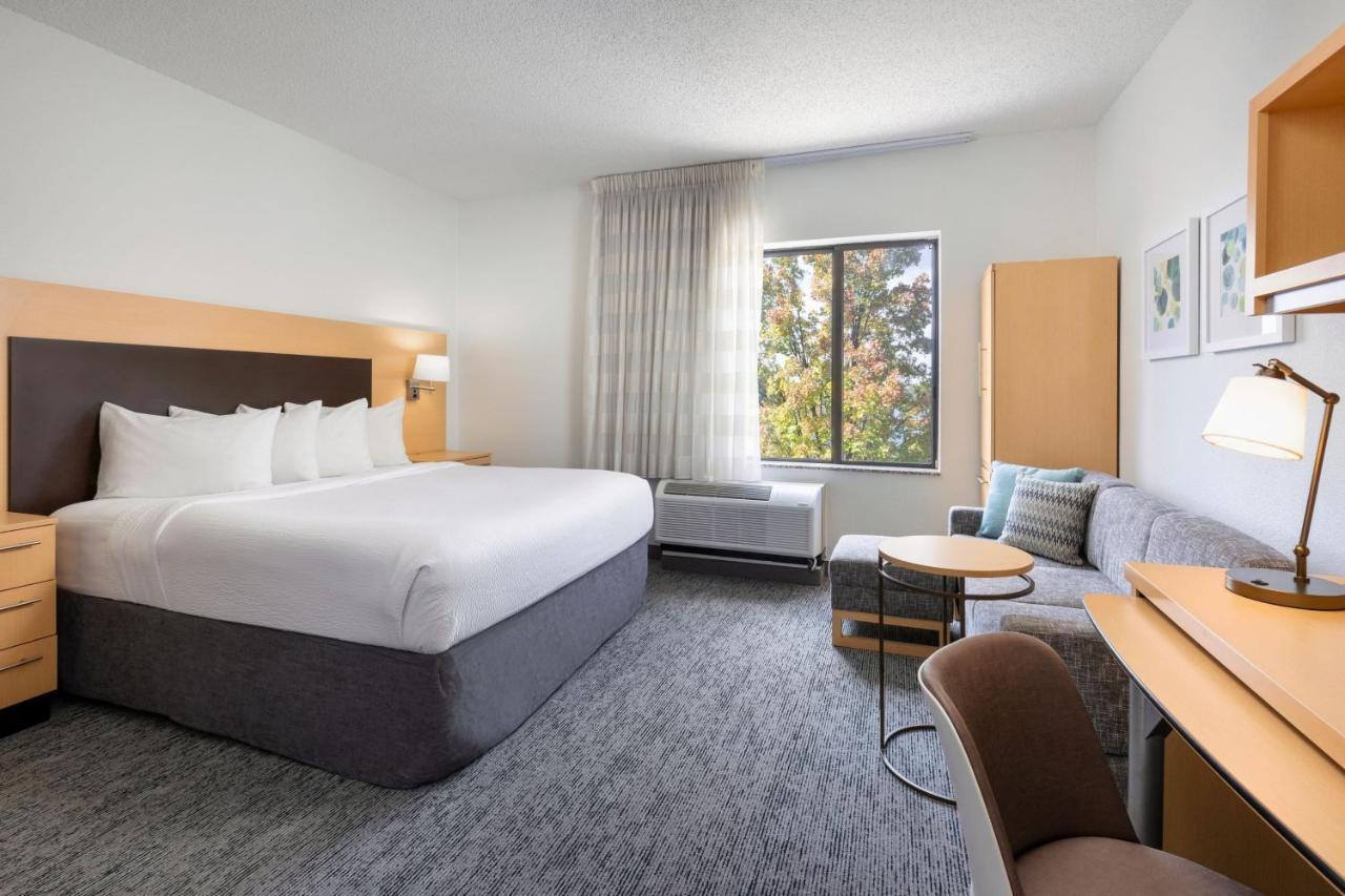 Towneplace Suites By Marriott York Extérieur photo