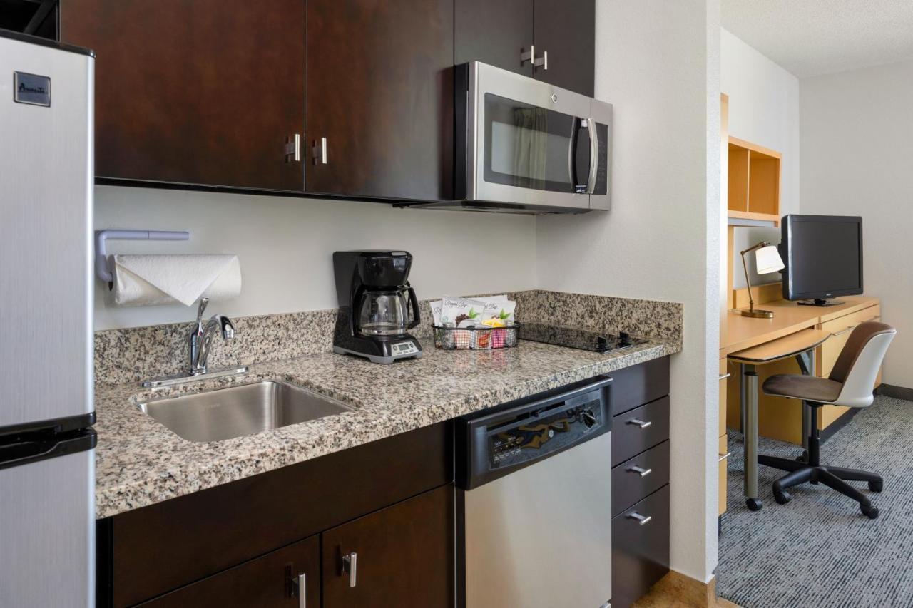 Towneplace Suites By Marriott York Extérieur photo