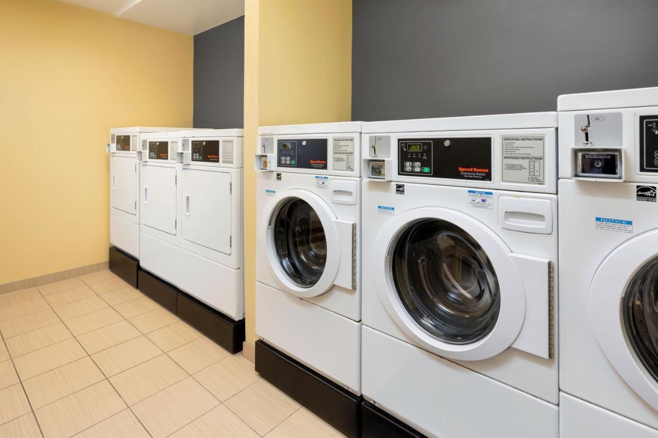 Towneplace Suites By Marriott York Extérieur photo